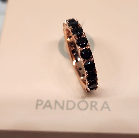 New Pandora Rose Gold Black Sparkling Row Eternity Ring For Women's Size 7 / 54 - Picture 2 of 4